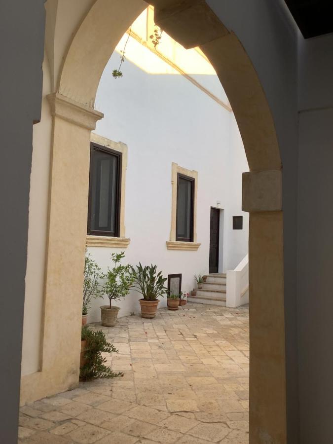 Palazzo Cariddi Bed & Breakfast Nardo Exterior photo