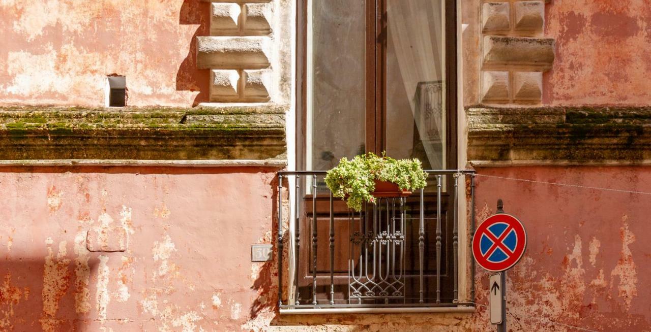 Palazzo Cariddi Bed & Breakfast Nardo Exterior photo